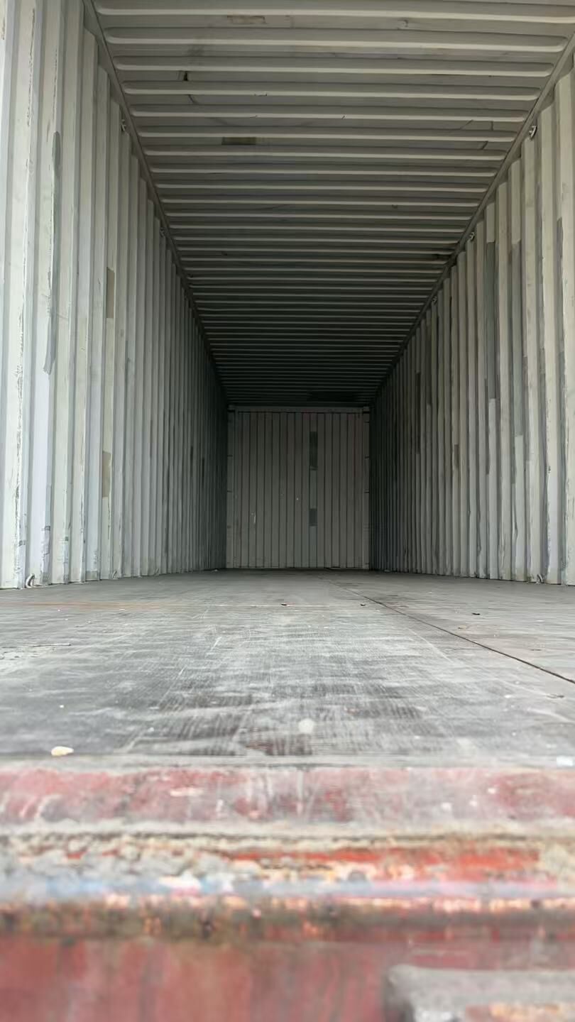 Export operations and customs documentation