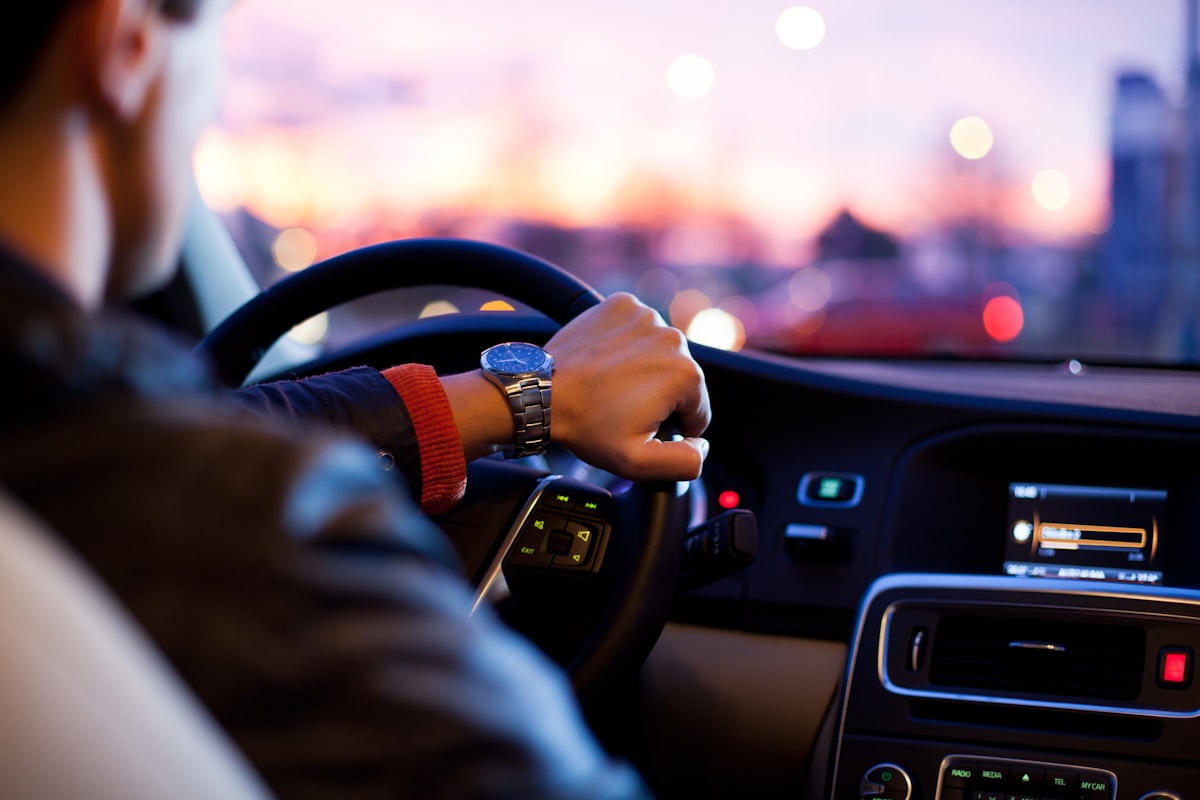 Business transport and logistics services